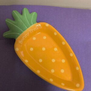 Adorable hallmark carrot shaped bunny treat candy trinket dish easter decor